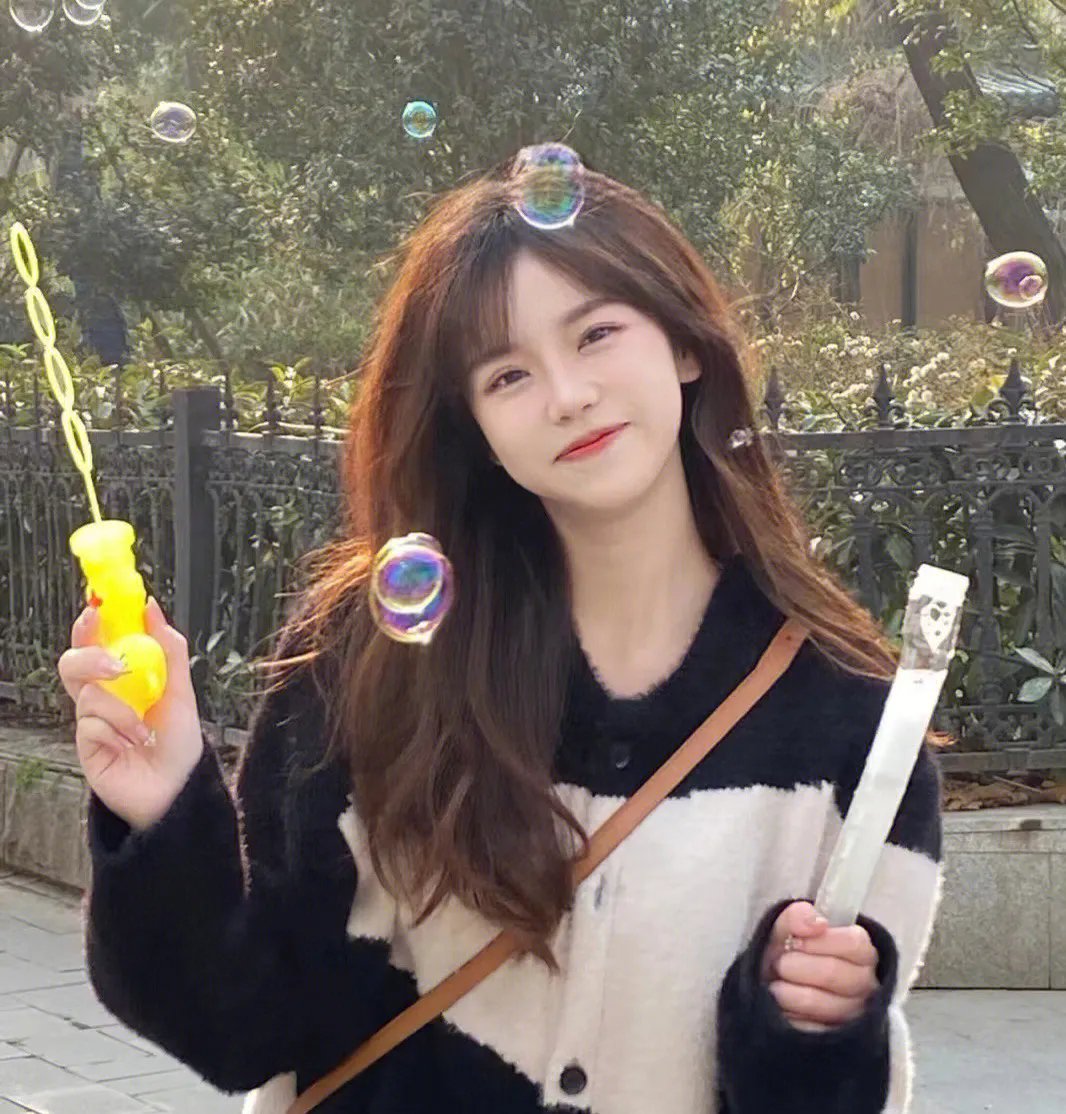 我的邻居长不大