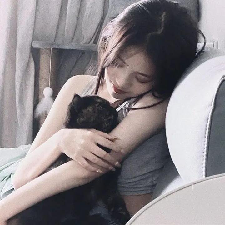 妙手亲一亲 在线观看